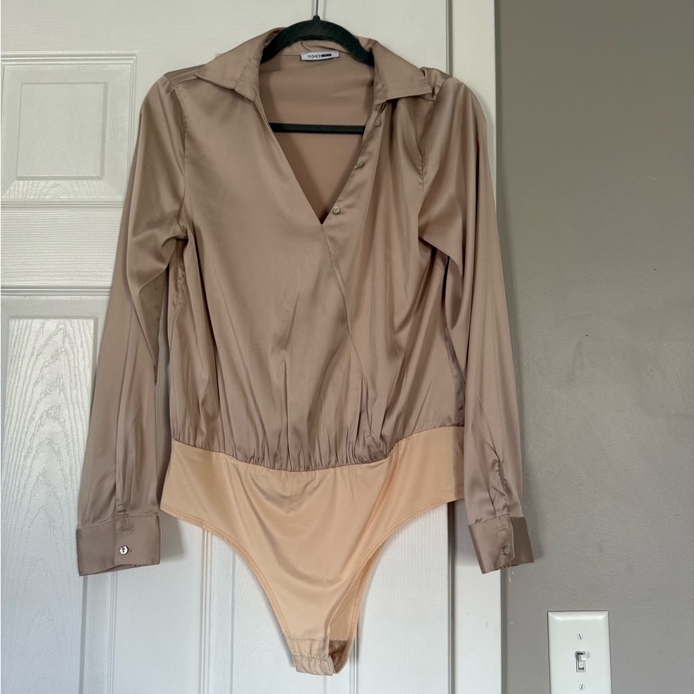 Fashion Nova Beige Gold Satin Feel Bodysuit Holidays New Years Eve